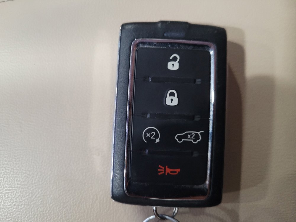 Used 2022 Jeep Grand Cherokee L Limited image 32