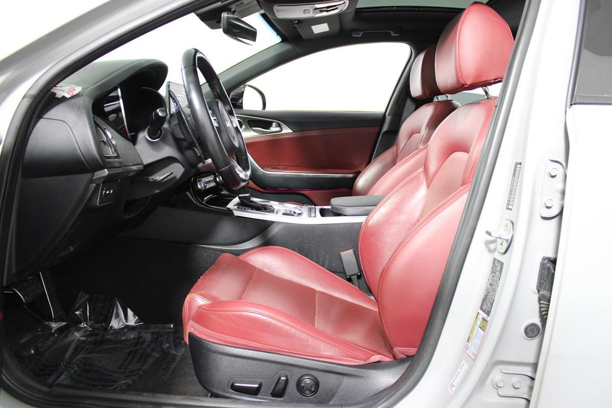 Used 2022 Kia Stinger GT1 w/ Red Interior Color Package RWD image 8