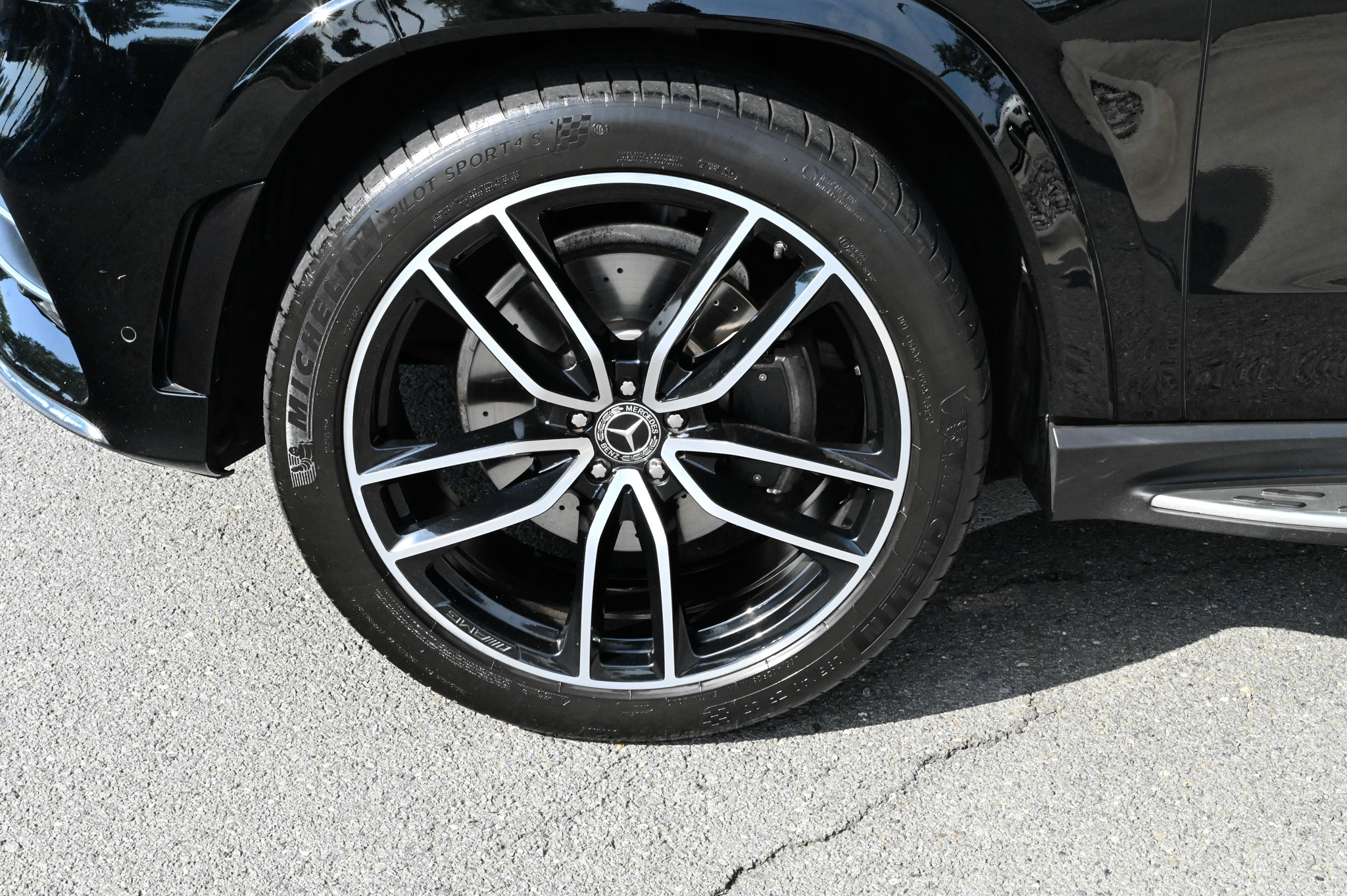 Used 2021 Mercedes-Benz GLS 580 4MATIC image 9