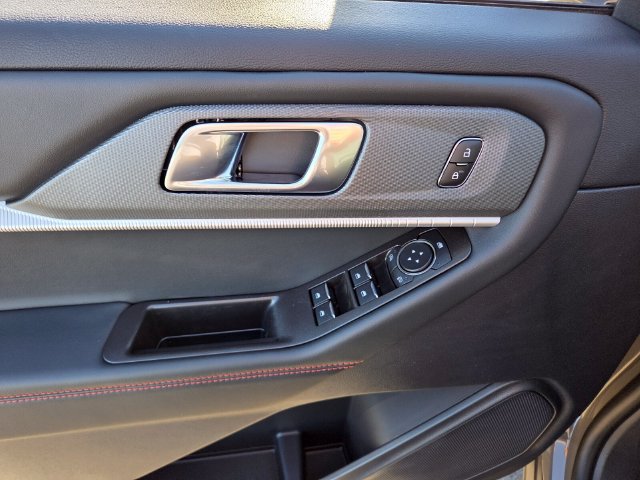 New 2026 Ford Explorer ST-Line w/ ST-Line Street Pack AWD/4WD image 9