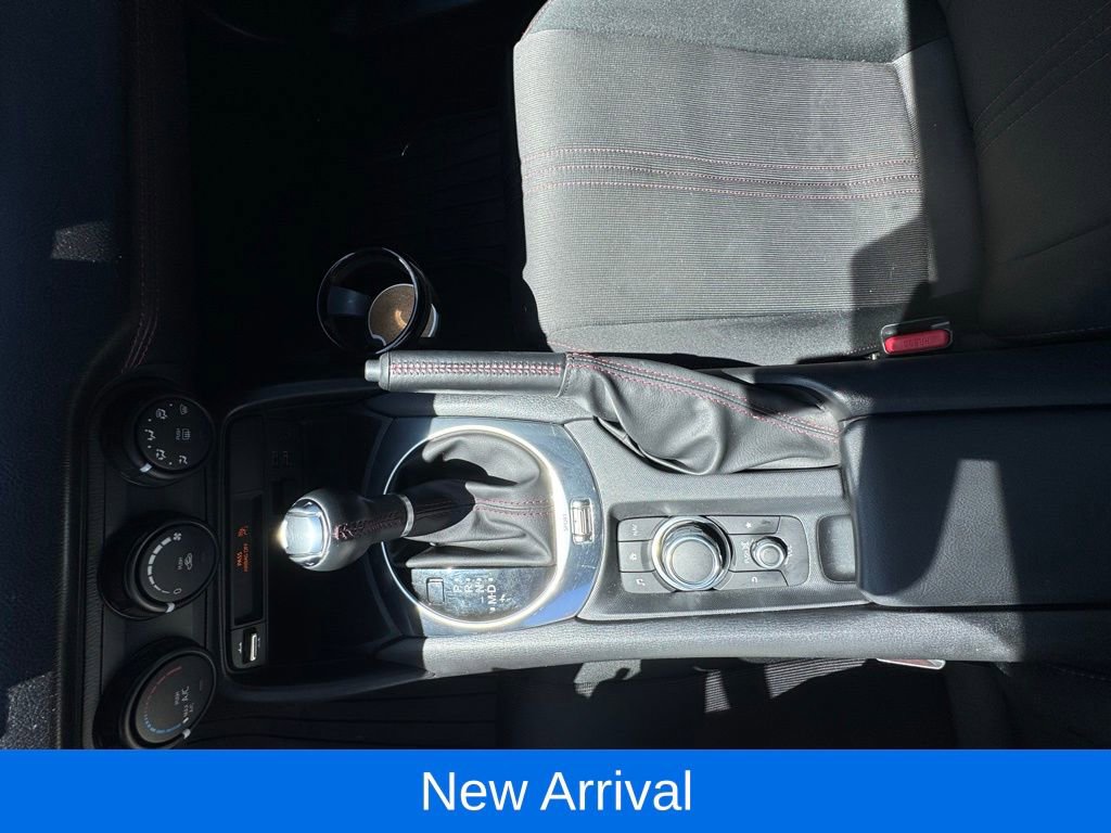 Used 2017 MAZDA MX-5 Miata RF Club w/ Appearance Package RWD image 10