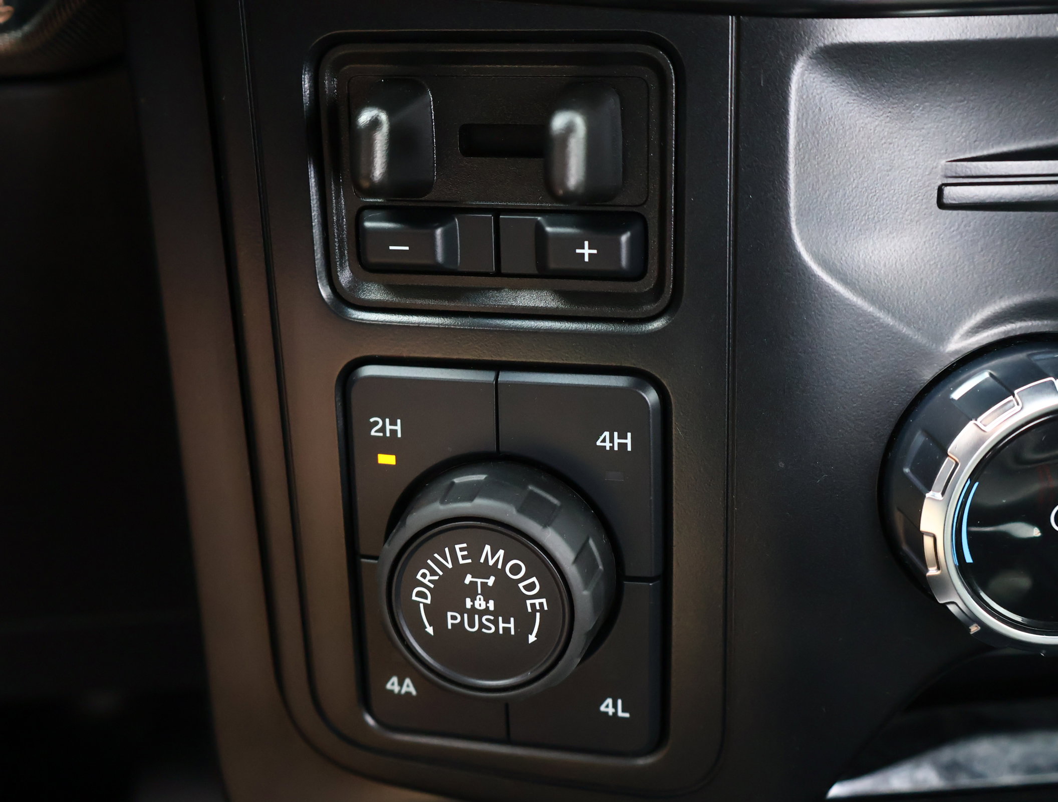 Used 2024 Ford F150 Raptor image 5