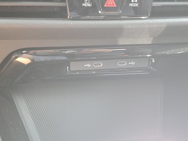 New 2026 Volkswagen GTI SE FWD image 27
