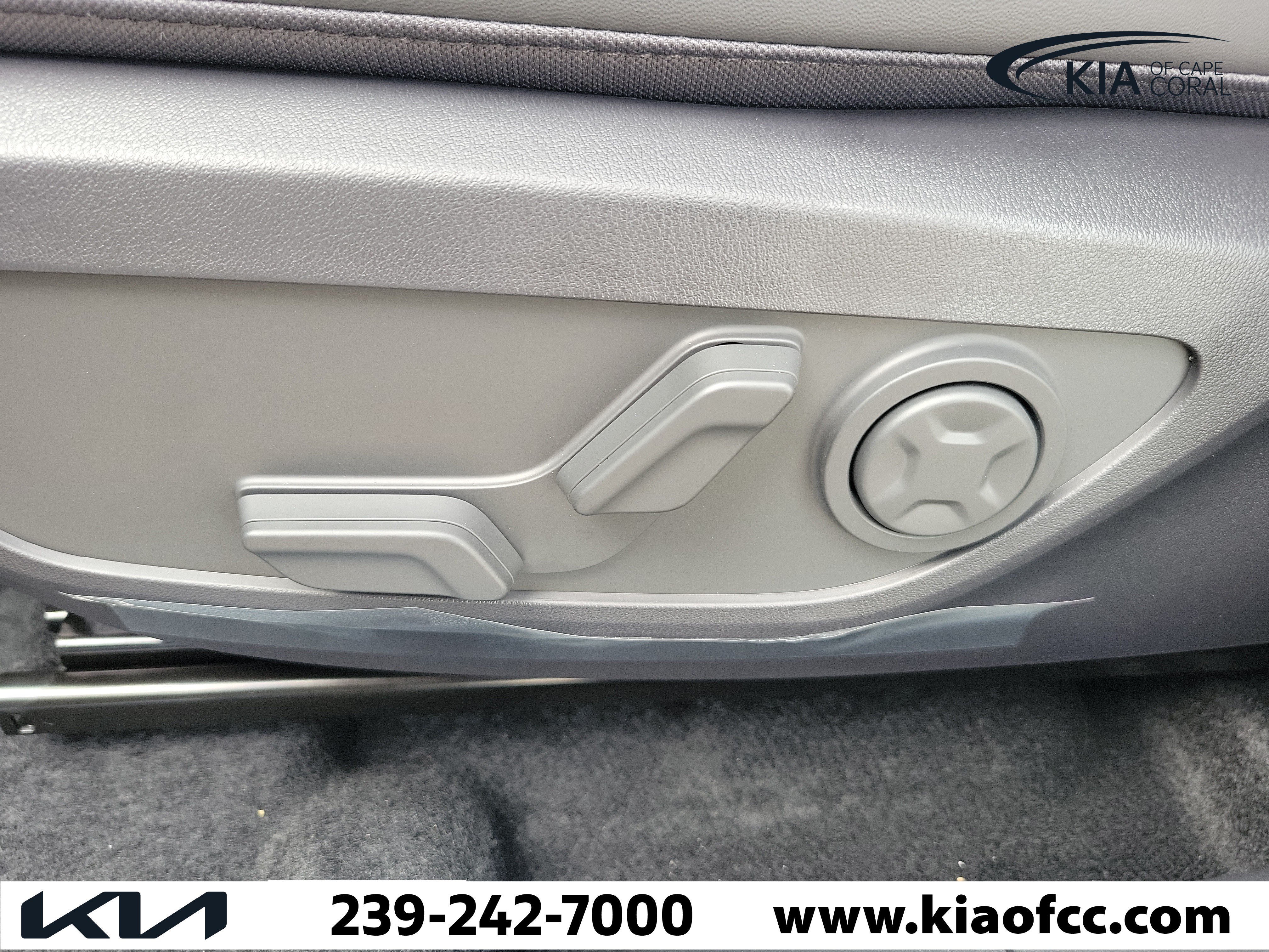 New 2027 Kia Seltos EX FWD image 23
