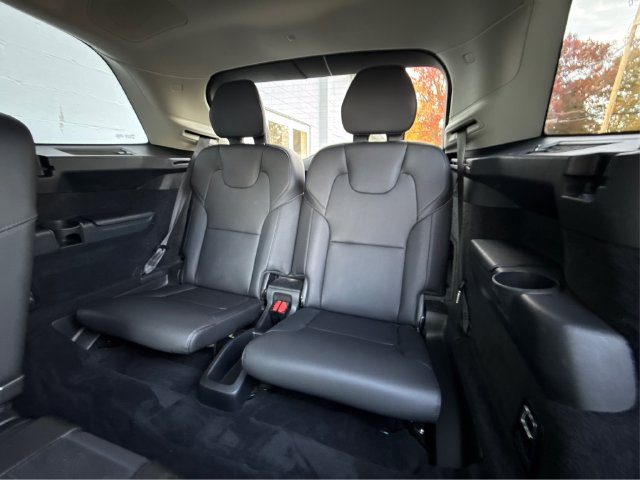 Used 2017 Volvo XC90 T6 Momentum w/ Vision Package AWD/4WD image 40
