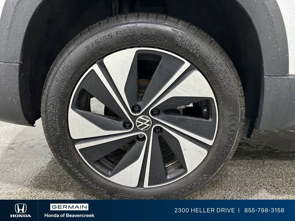 Used 2024 Volkswagen Taos SE image 10