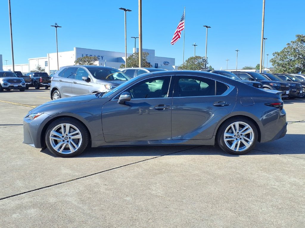 Used 2021 Lexus IS 300 w/ Comfort Package RWD image 3