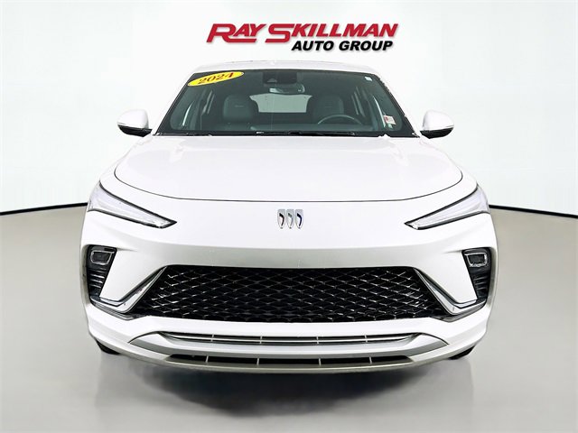 Used 2024 Buick Envista Avenir image 2