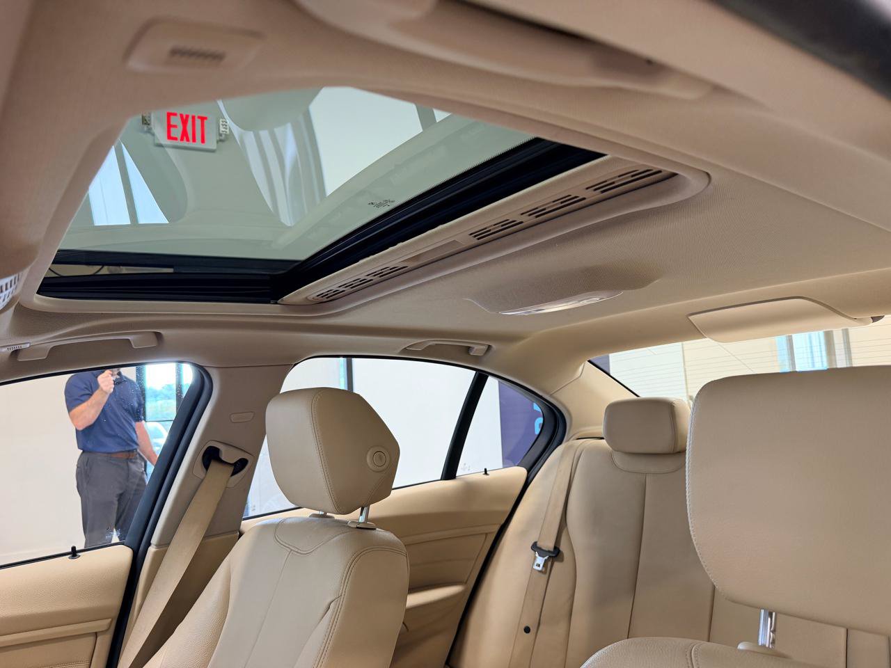 Used 2012 BMW 328i Sedan RWD image 19
