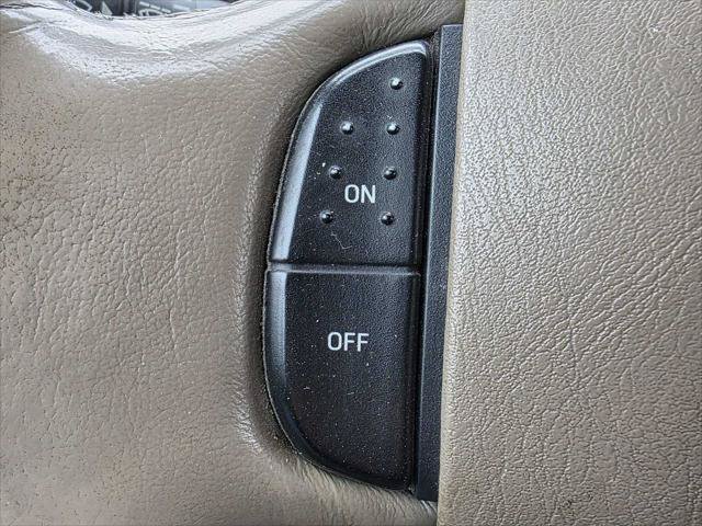 Used 2004 Ford F250 Lariat AWD/4WD image 27