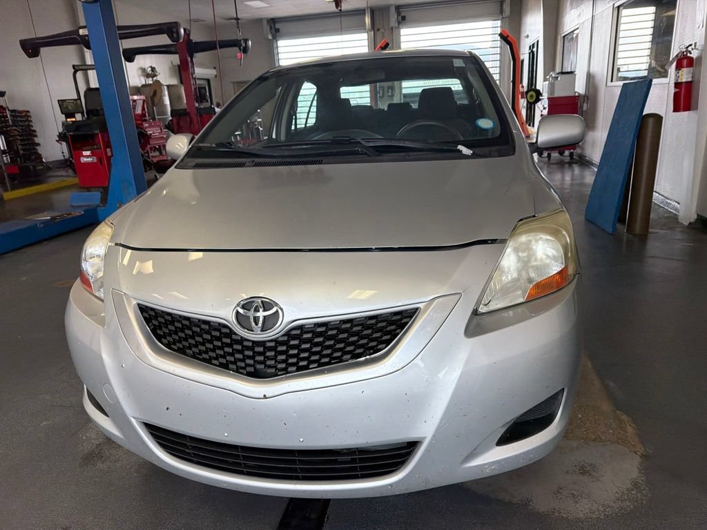 Used 2010 Toyota Yaris Sedan FWD image 4
