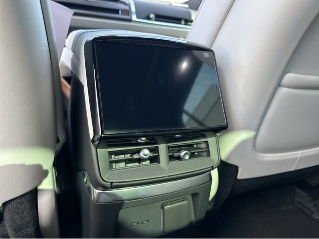 New 2026 Cadillac Vistiq Luxury AWD/4WD image 27