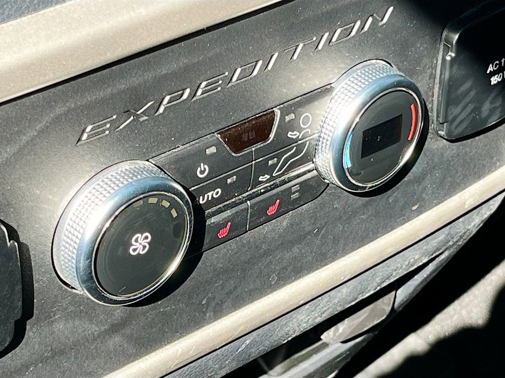 Used 2023 Ford Expedition Timberline image 27