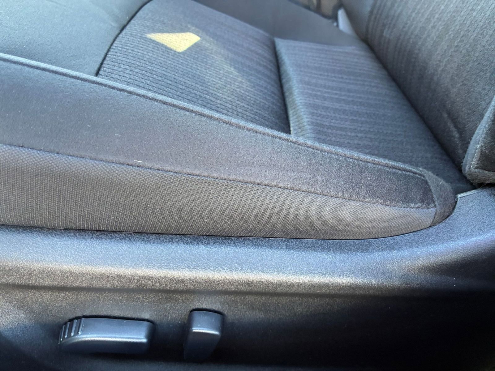 Used 2025 Nissan Altima 2.5 SV image 21