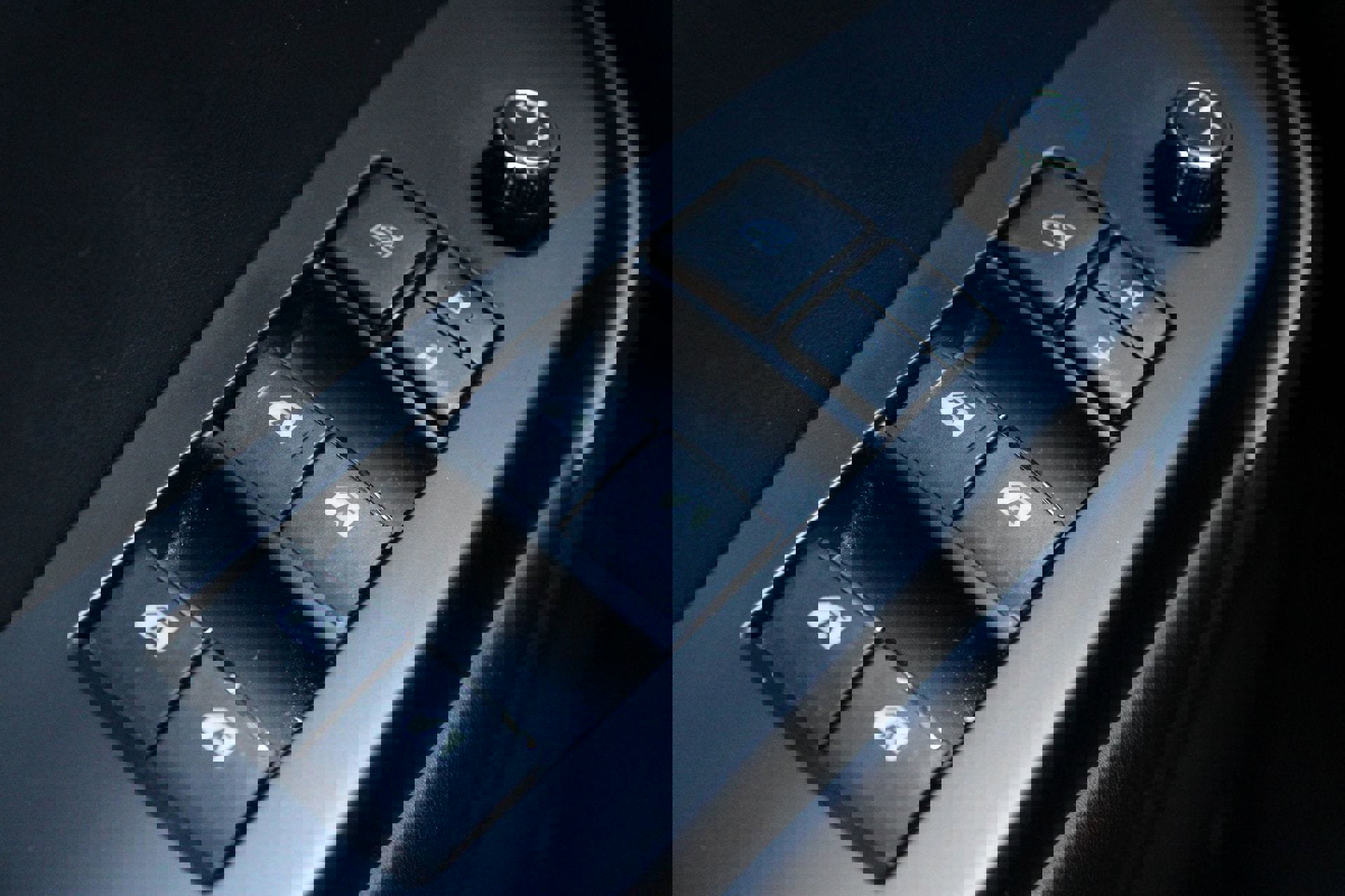 Used 2016 Toyota Highlander Limited image 23