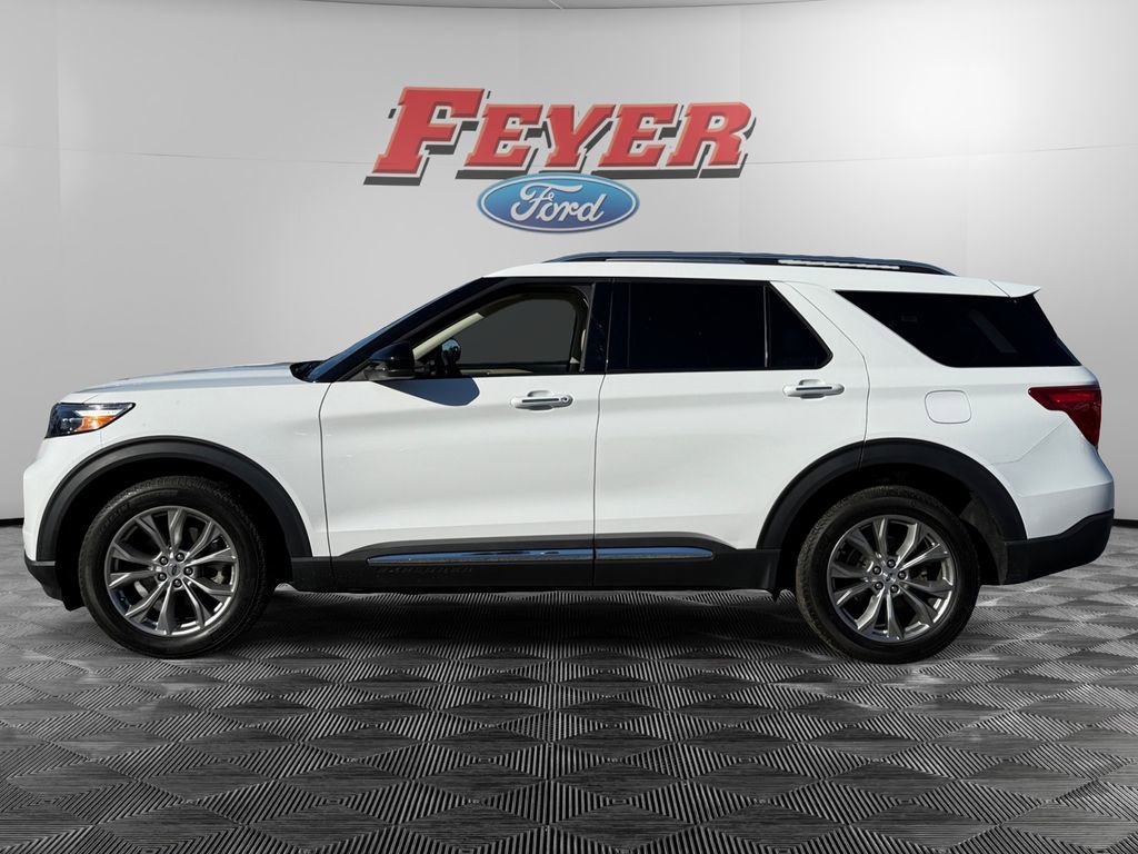 Certified 2023 Ford Explorer Limited image 2