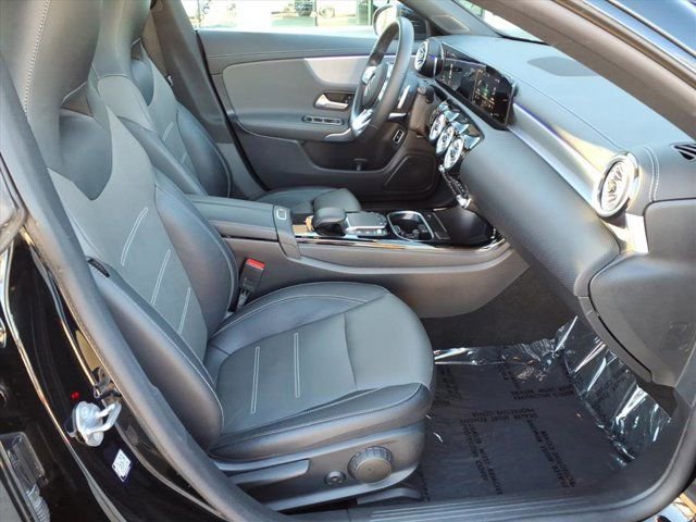 Certified 2022 Mercedes-Benz CLA 250 image 16