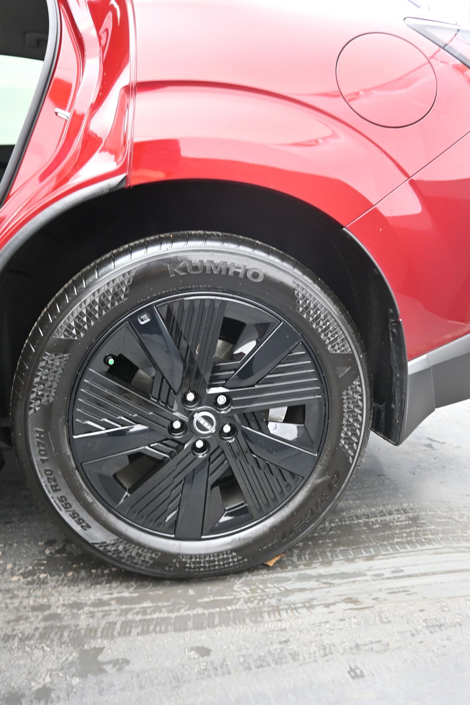 Certified 2025 Nissan Murano SV image 17