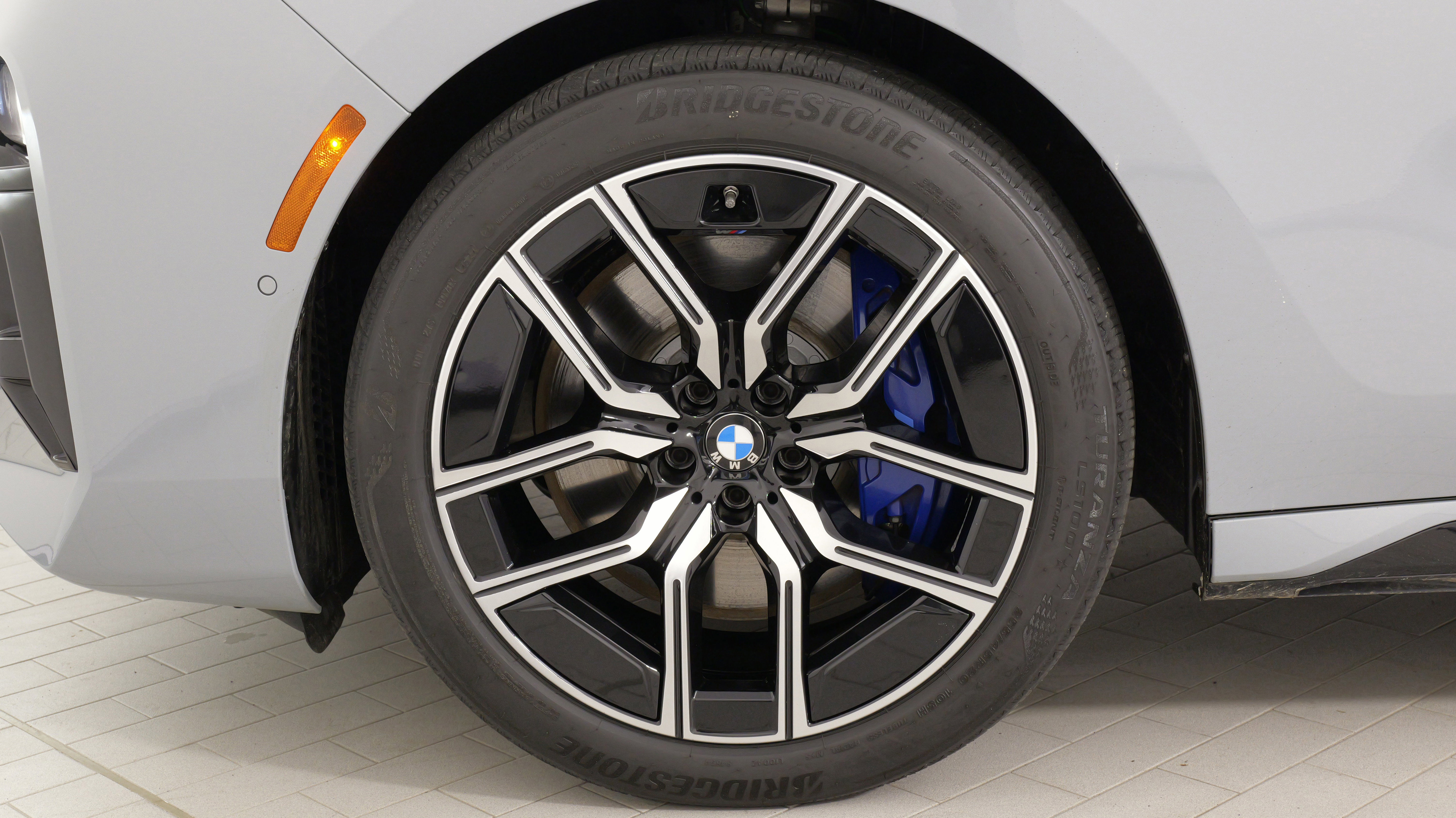 Used 2024 BMW 740i xDrive image 65