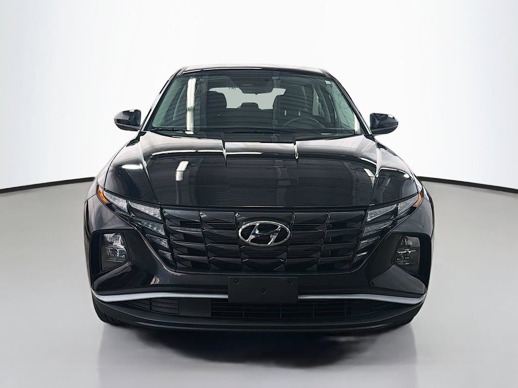 Used 2023 Hyundai Tucson SE AWD/4WD image 2