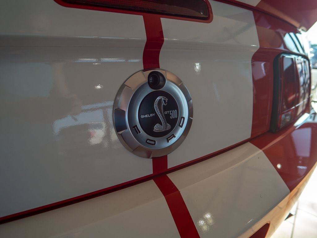 Used 2007 Ford Mustang Shelby GT500 RWD image 8