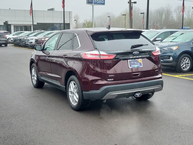 Used 2024 Ford Edge SEL w/ Convenience Package image 3
