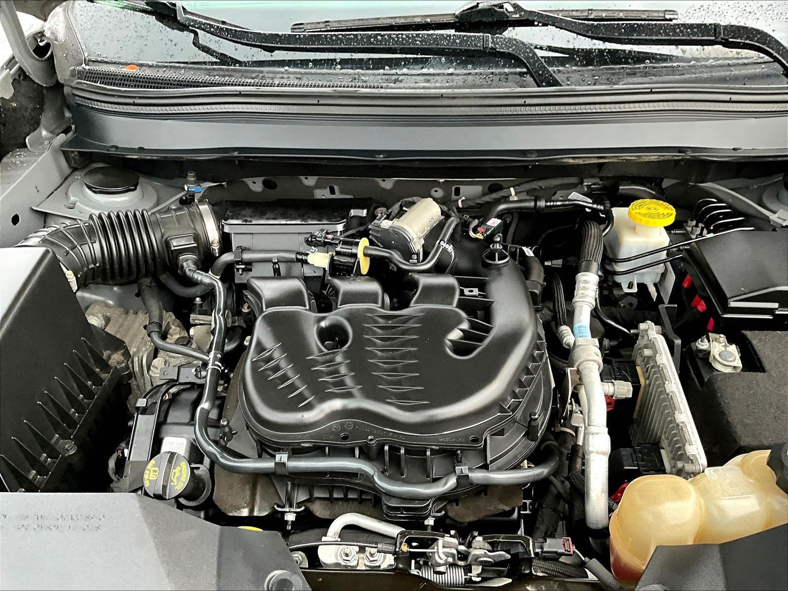 Used 2019 Jeep Cherokee Limited AWD/4WD image 30