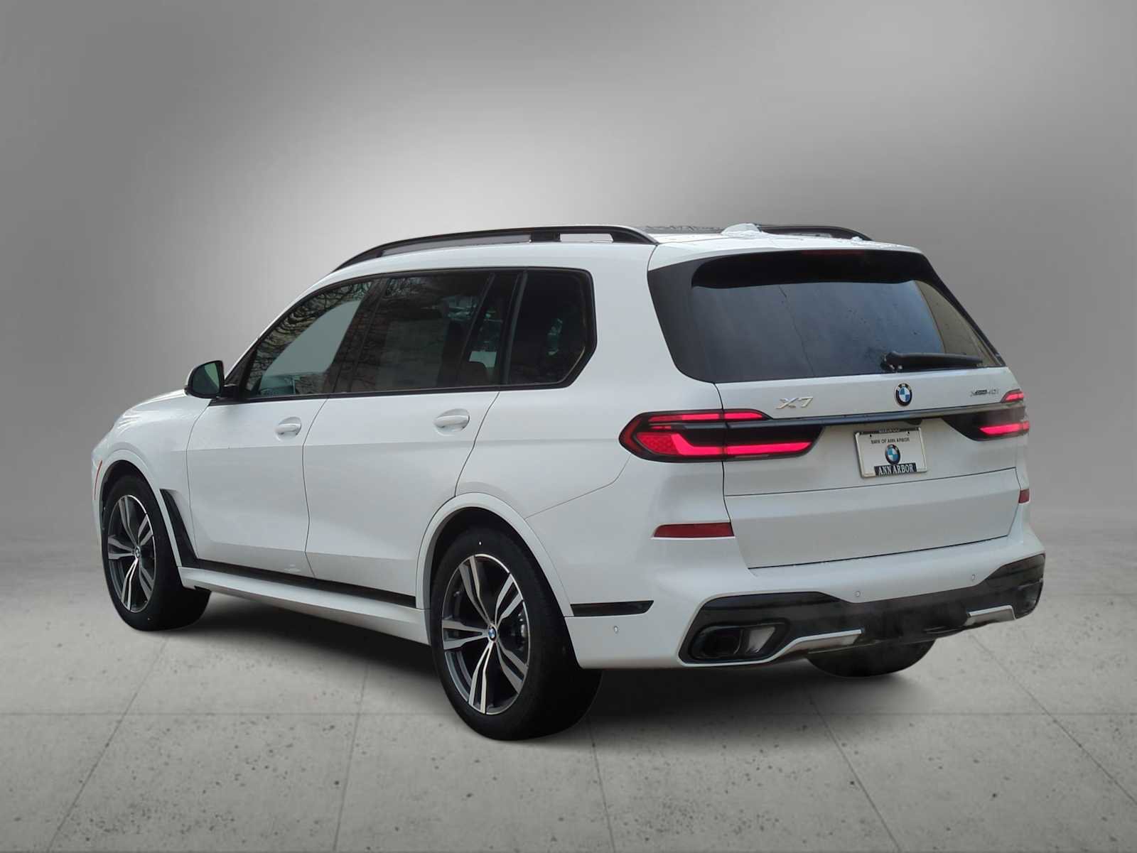 New 2026 BMW X7 xDrive40i w/ Executive Package image 6