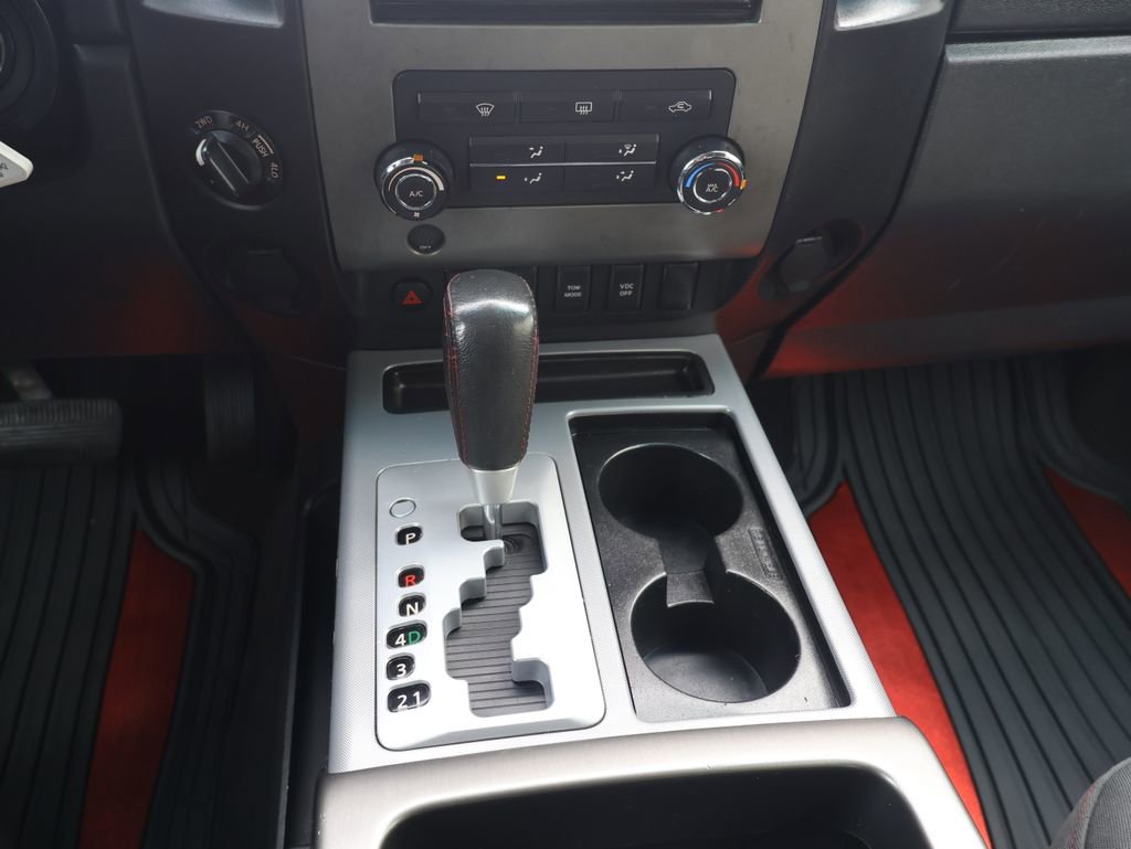 Used 2011 Nissan Titan S image 18