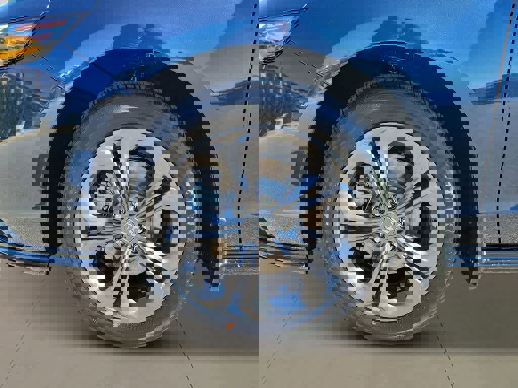 New 2026 Honda Accord EX-L image 9