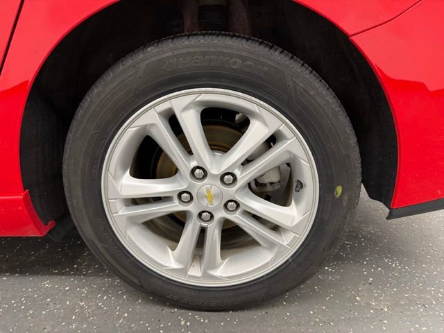 Used 2018 Chevrolet Cruze LT w/ Convenience Package image 20