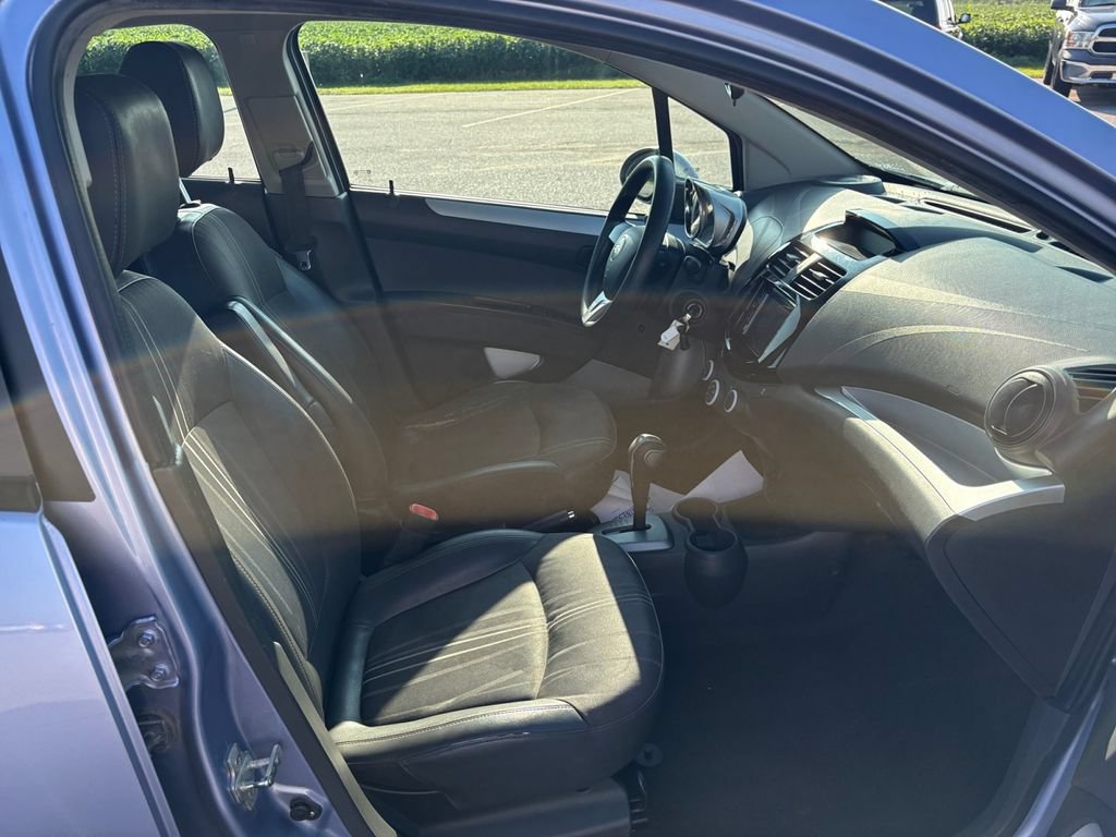 Used 2014 Chevrolet Spark LT FWD image 38