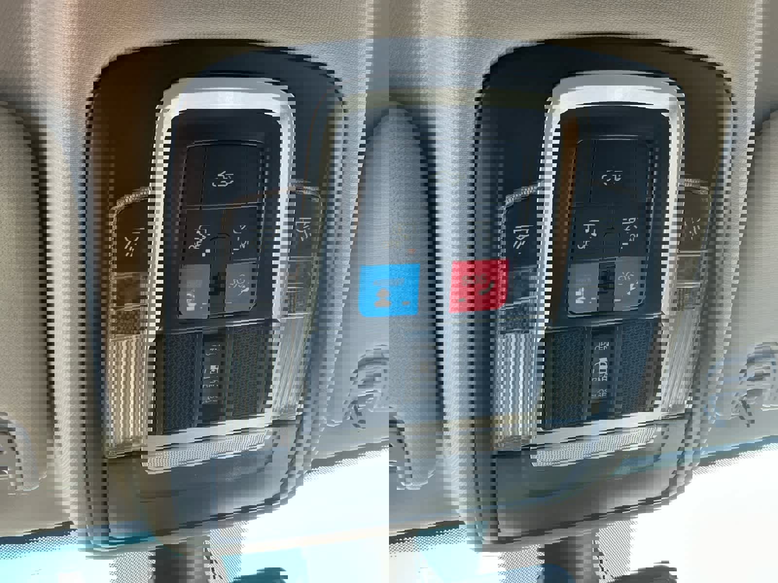 Used 2024 RAM 2500 Laramie image 29