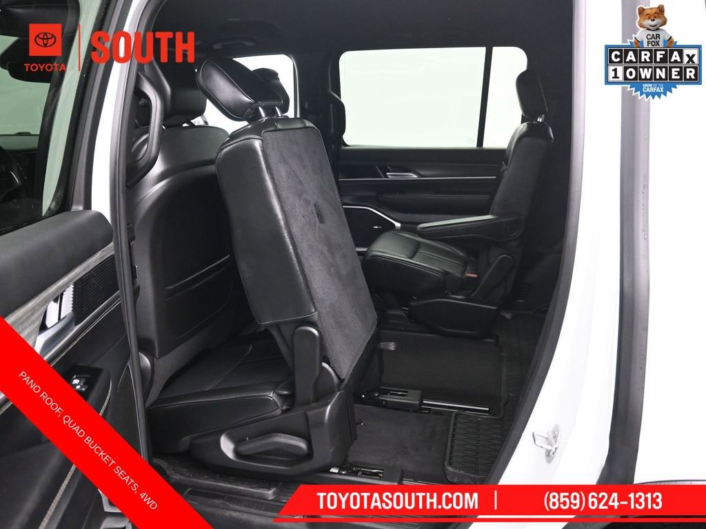 Used 2024 Jeep Wagoneer Series II image 26