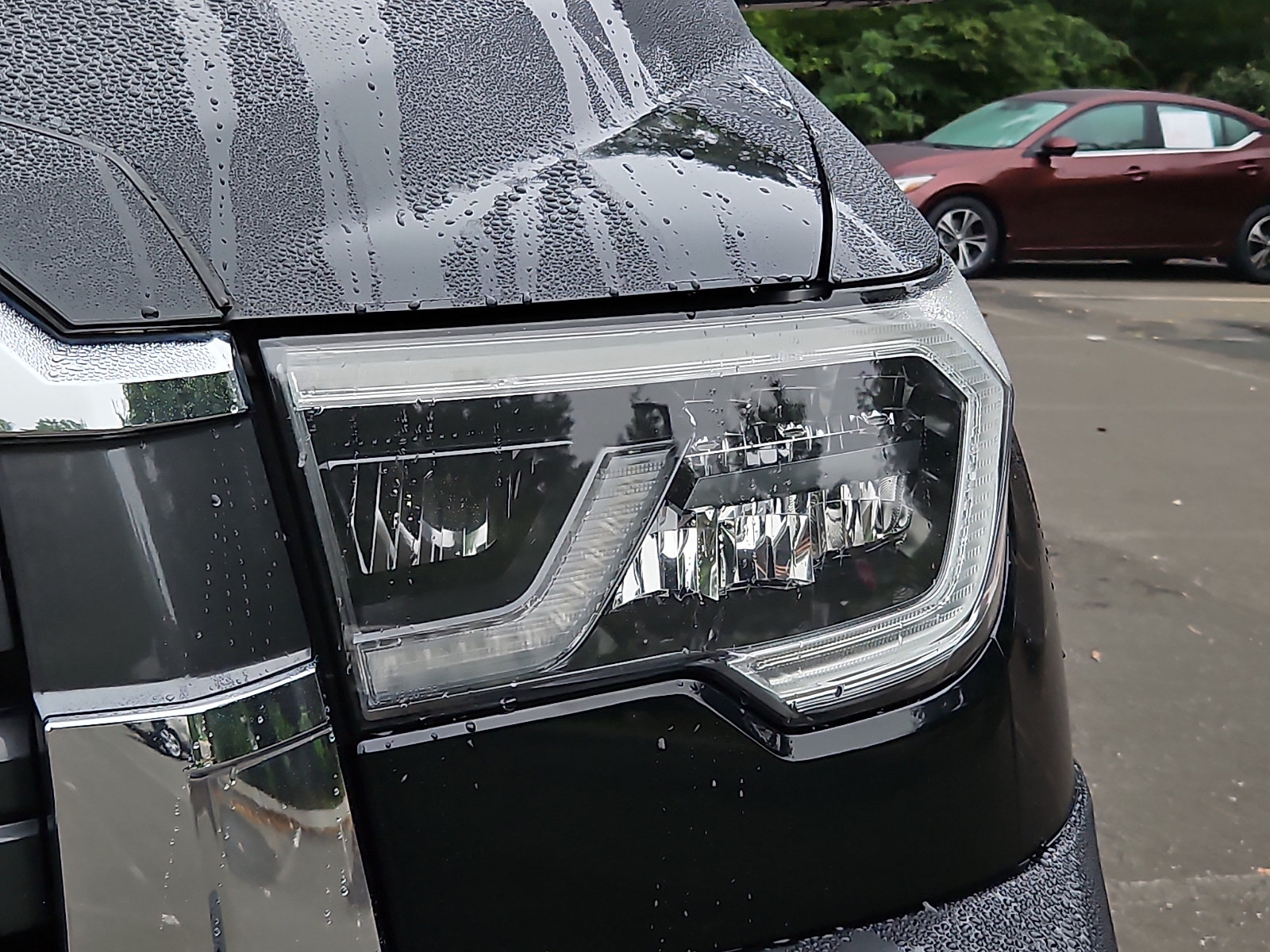 Used 2018 Toyota Sequoia Limited w/ Safety & Convenience Package AWD/4WD image 9