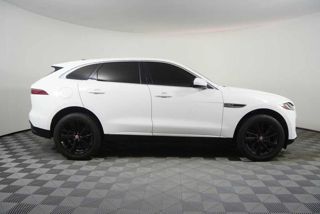 Used 2023 Jaguar F-PACE S AWD/4WD image 2