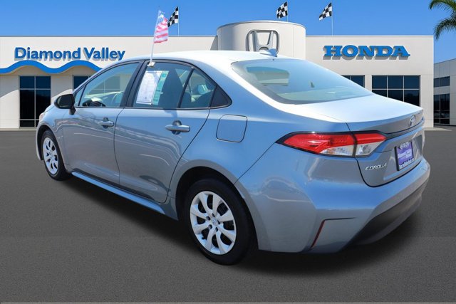 Used 2024 Toyota Corolla LE FWD image 4