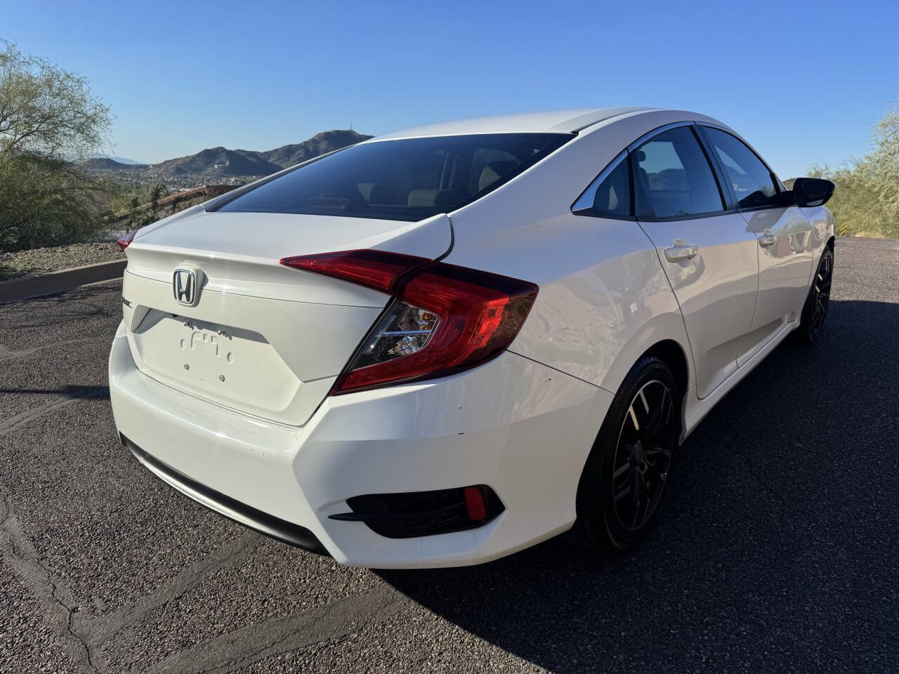 Used 2018 Honda Civic LX image 5