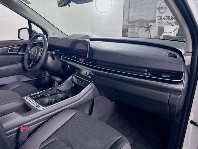 New 2026 Kia Carnival SX Prestige FWD image 32