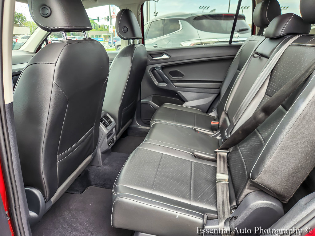 Used 2021 Volkswagen Tiguan SEL FWD image 9