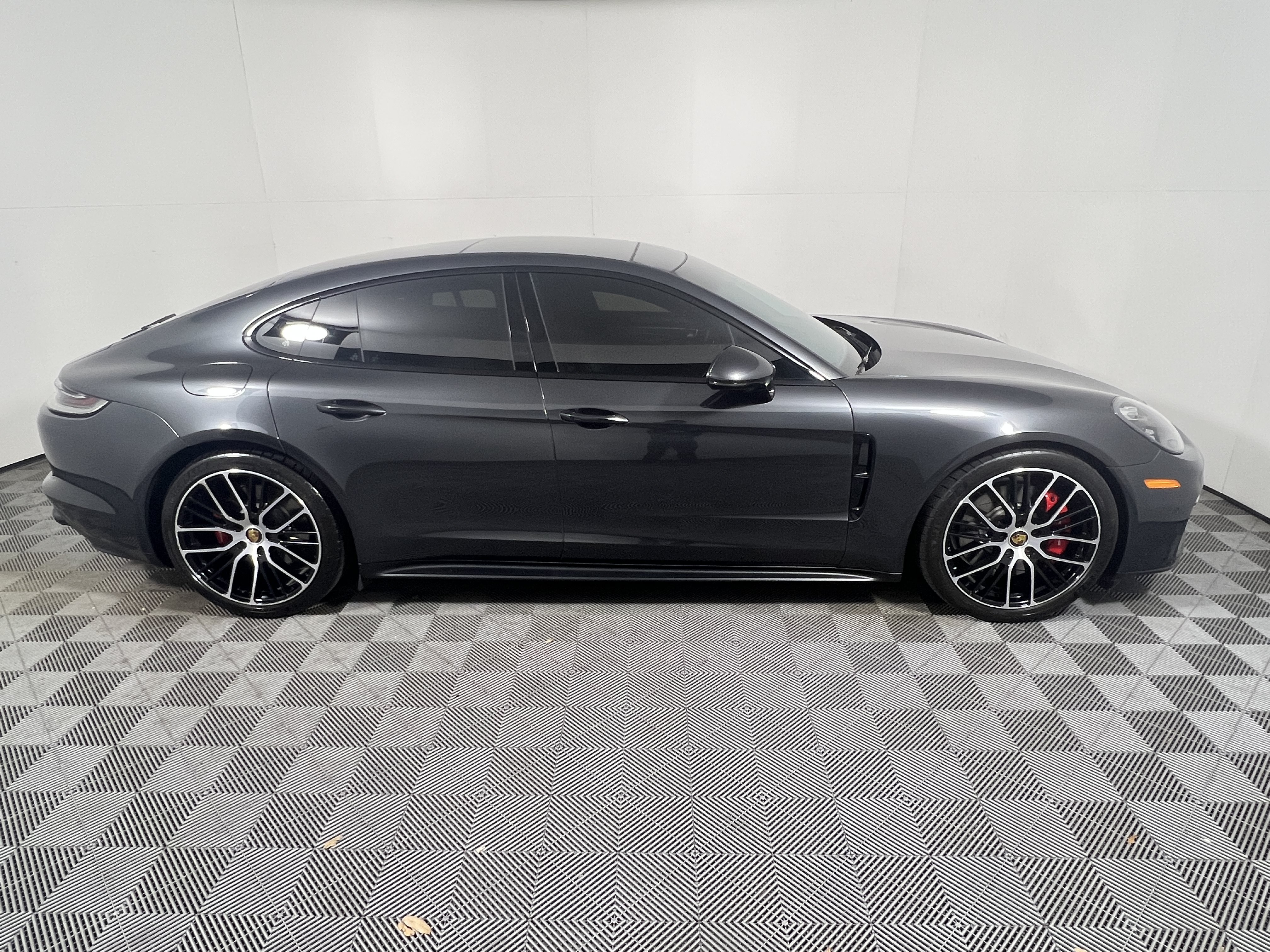 Certified 2023 Porsche Panamera GTS AWD/4WD image 8