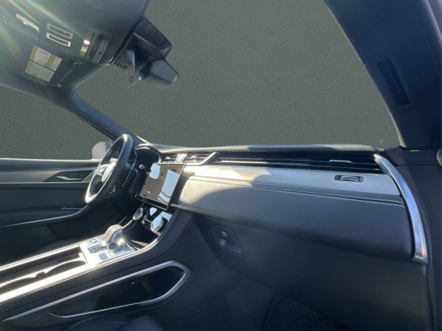 New 2026 Jaguar F-PACE R-Dynamic S image 24