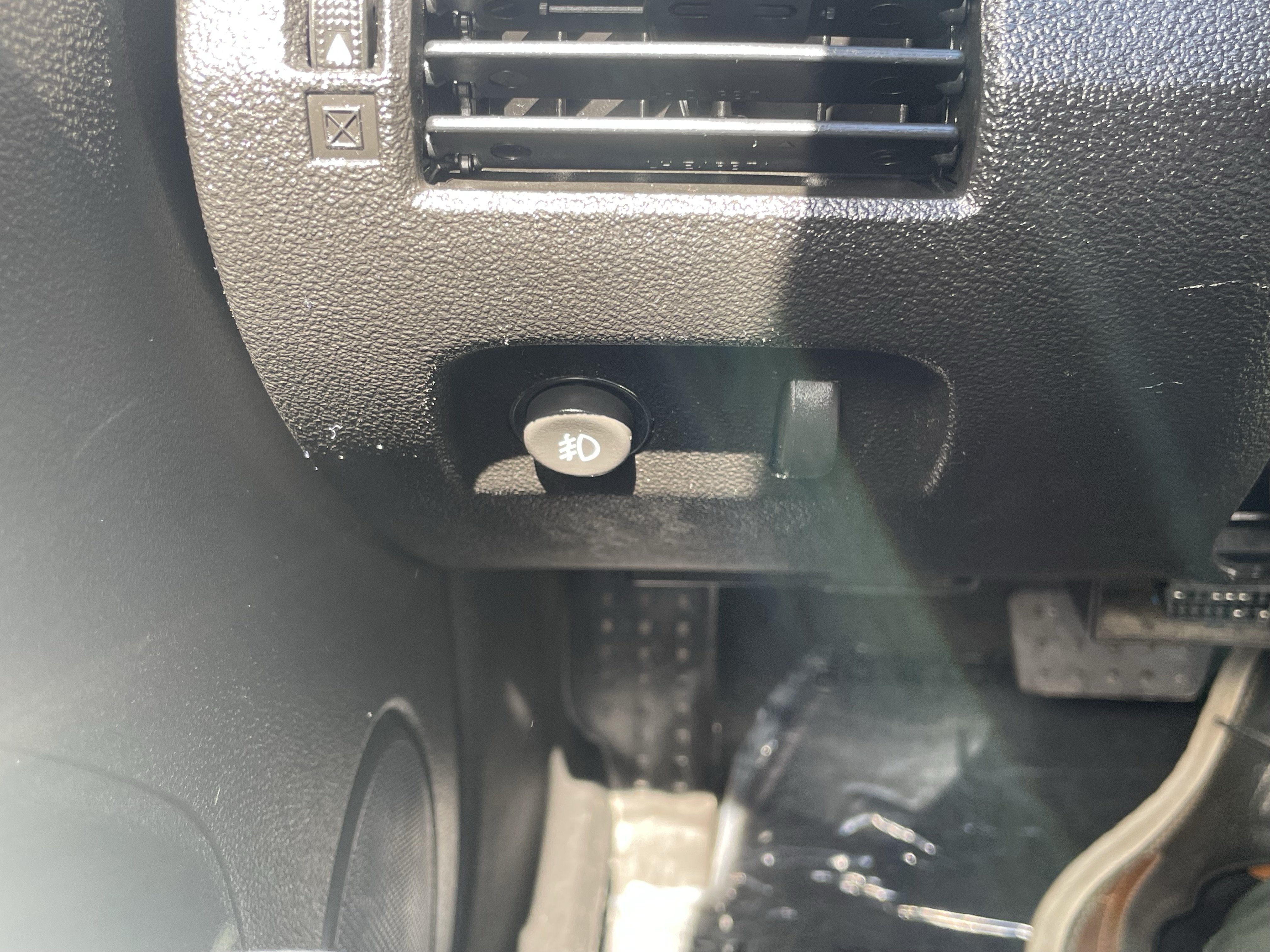 Used 2007 Saturn Sky RWD image 12