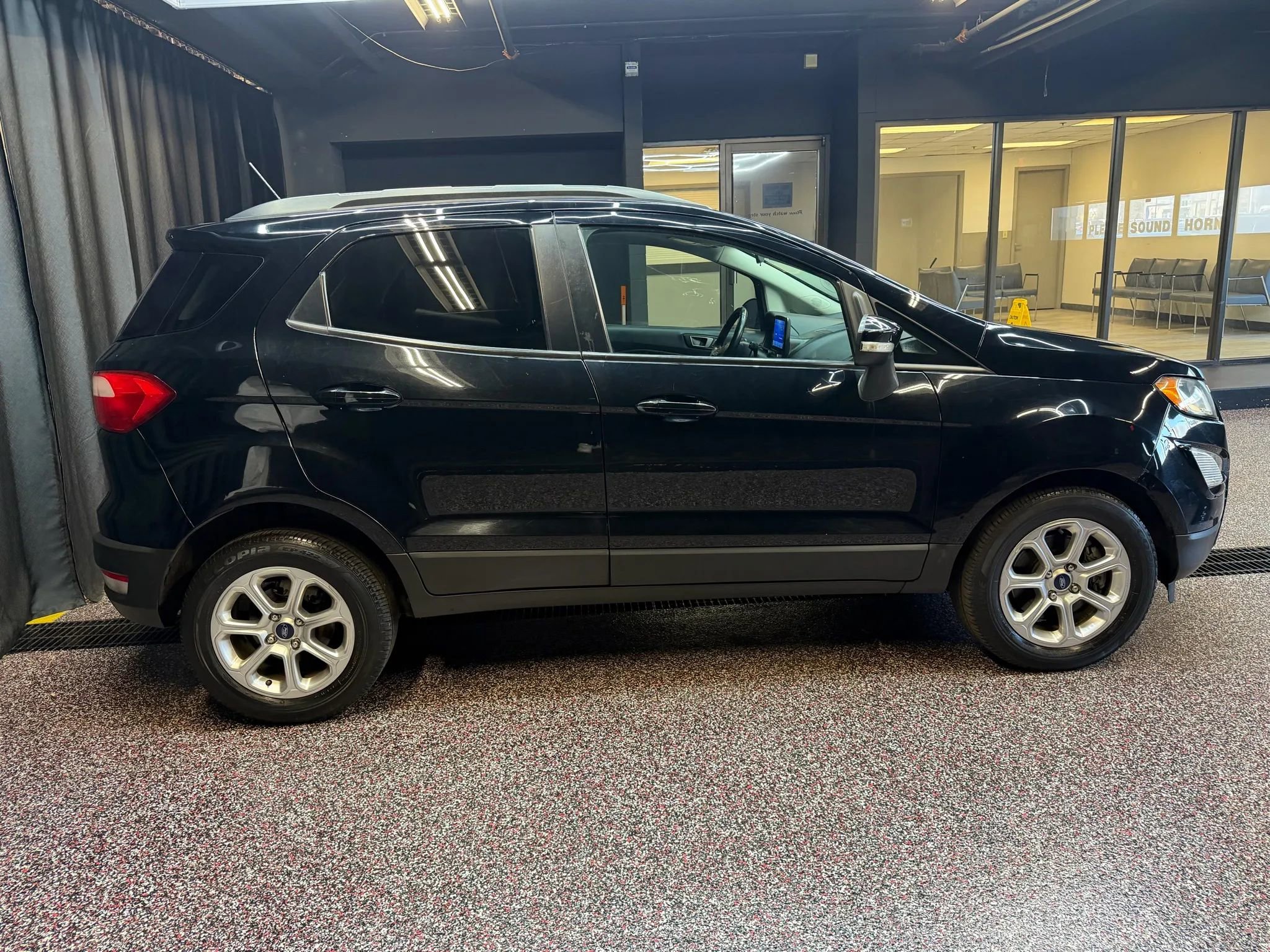 Used 2020 Ford EcoSport SE FWD image 10