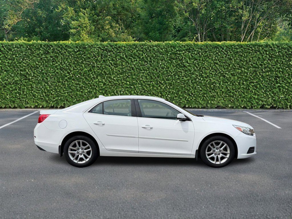 Used 2014 Chevrolet Malibu LT w/ Power Convenience Package FWD image 2