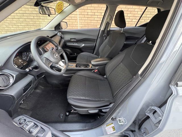 Used 2024 Nissan Kicks SV FWD image 32