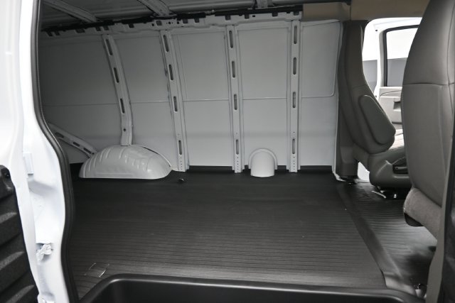 New 2027 Chevrolet Express 2500 w/ Driver Convenience Package RWD image 10