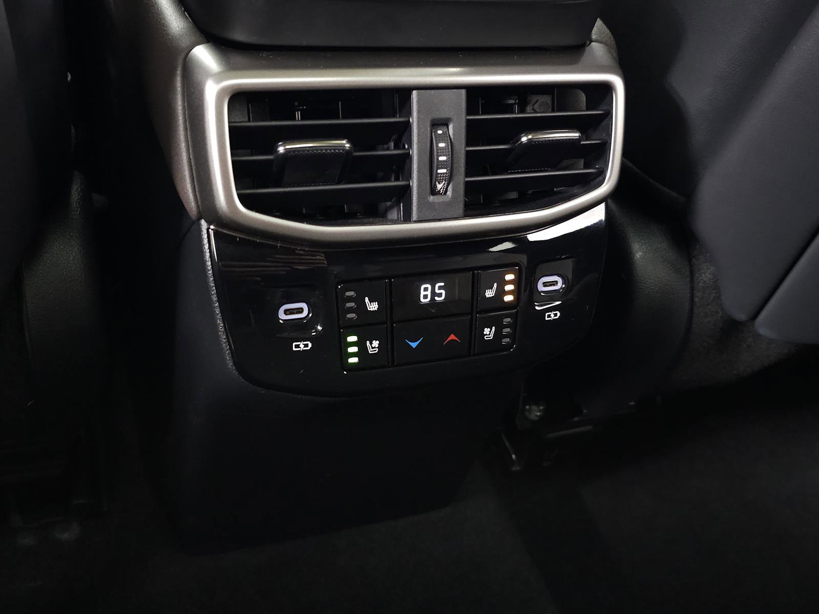 Certified 2023 Lexus RX 350 w/ Accessory Package (Z1) image 33