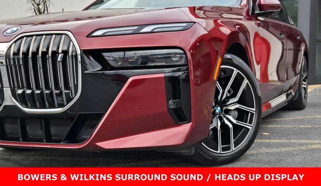 Used 2023 BMW i7 xDrive60 image 3