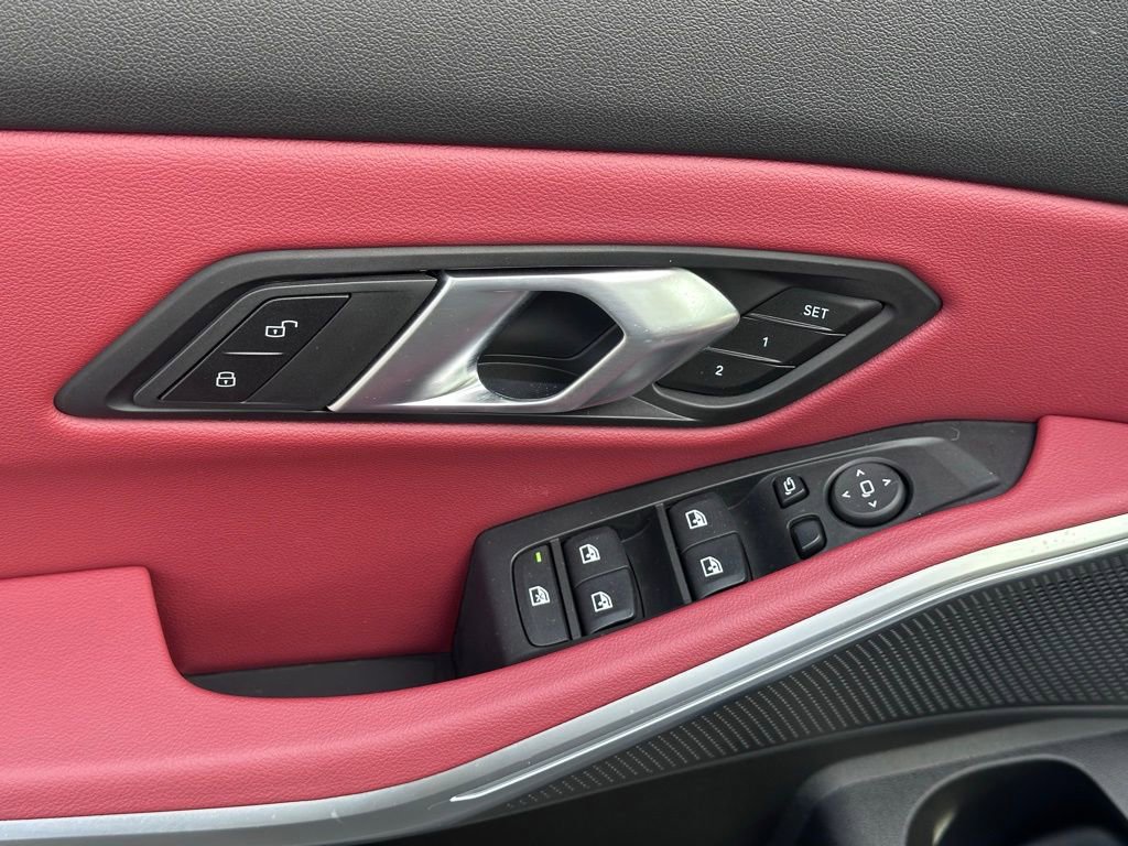 Certified 2025 BMW 330i xDrive Sedan w/ Premium Package image 20